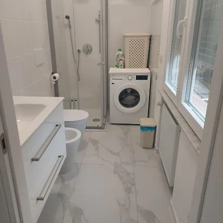 别墅 Casa Enna 皮亚琴察