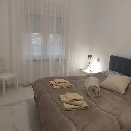 Villa Casa Enna Piacenza